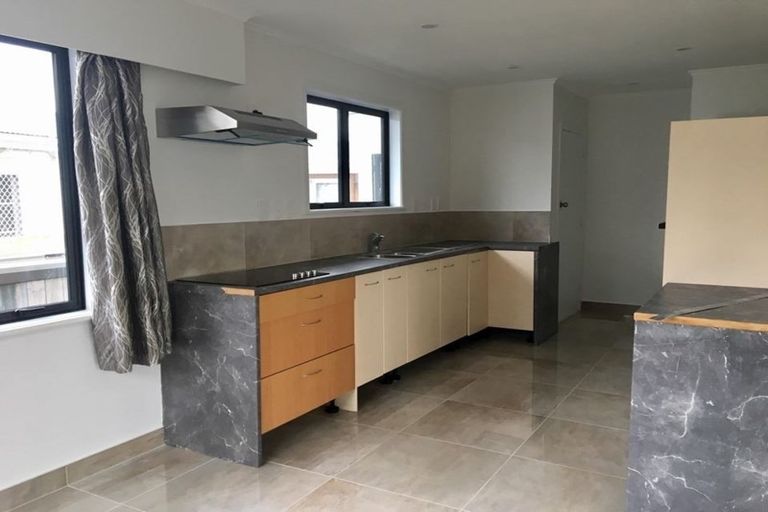 Photo of property in 206 Russell Road, Manurewa, Auckland, 2102