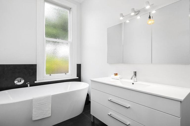 Photo of property in 3 Picardy Street, Maryhill, Dunedin, 9011