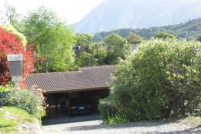 Photo of property in 94 Milton Terrace, Picton, 7220