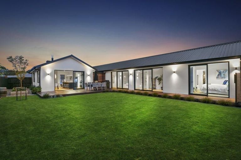 Photo of property in 3 Mellay Mews, Mosgiel, 9024