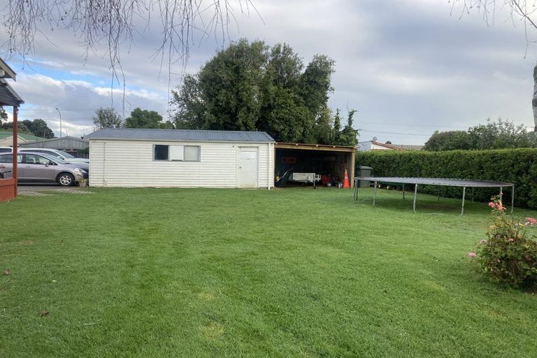 Photo of property in 1 Kowhai Street, Tuakau, 2121