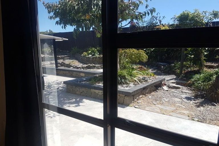 Photo of property in 46 Dalfield Place, Highbury, Palmerston North, 4412