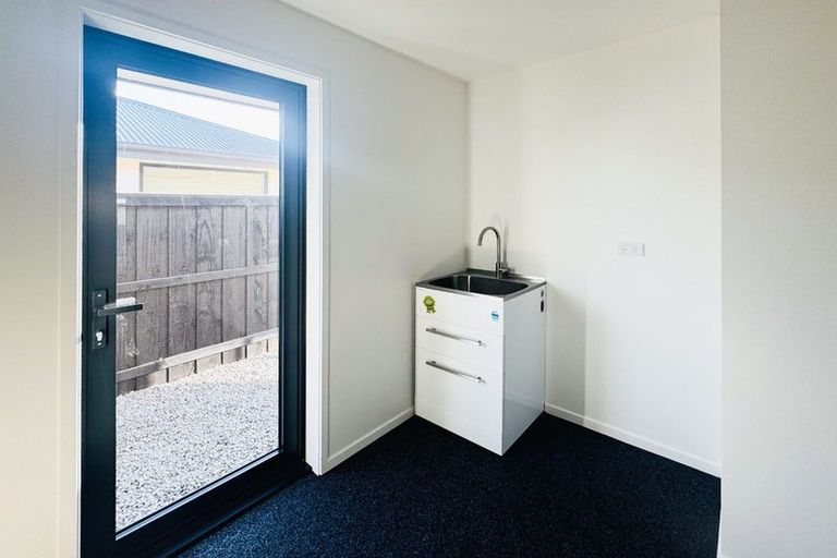 Photo of property in 37 Mehrtens Crescent, Woodend, 7691