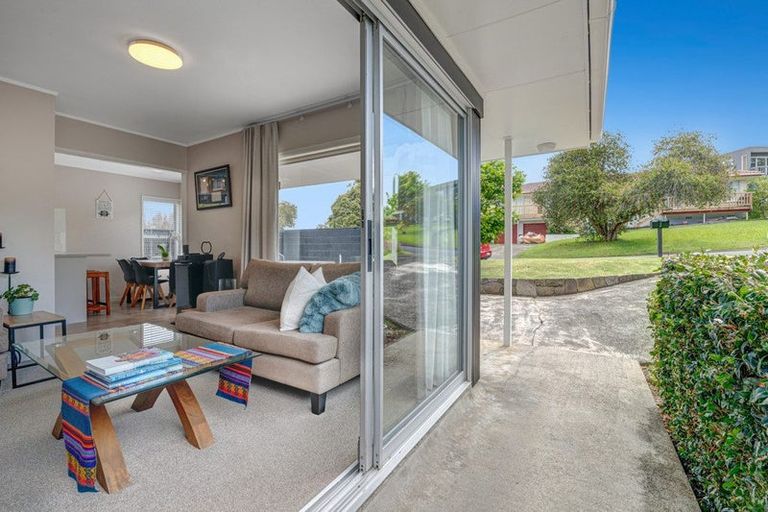 Photo of property in 1/11 Northwick Place, Hillcrest, Auckland, 0627