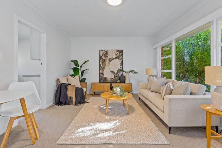 Photo of property in 2/22 Margaret Place, Milford, Auckland, 0620