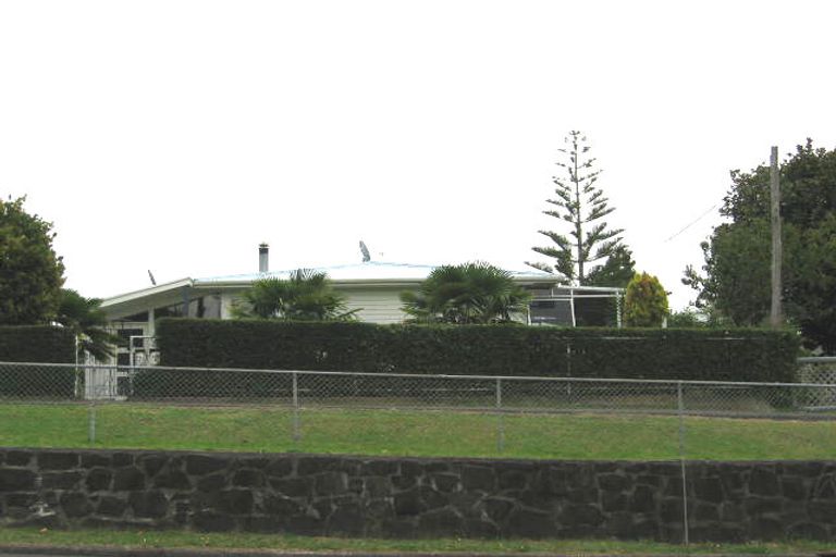 Photo of property in 45a Glendale Road, Glen Eden, Auckland, 0602