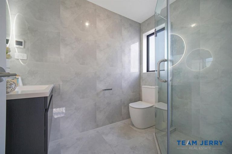 Photo of property in 22 Laquinta Place, Flat Bush, Auckland, 2019