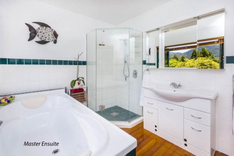 Photo of property in 2021 Akatarawa Road, Akatarawa Valley, Upper Hutt, 5372