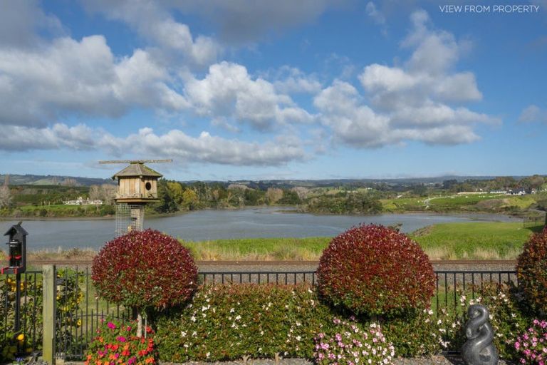 Photo of property in Waterview Estate, 26/4 Greystone Place, Omokoroa, 3114