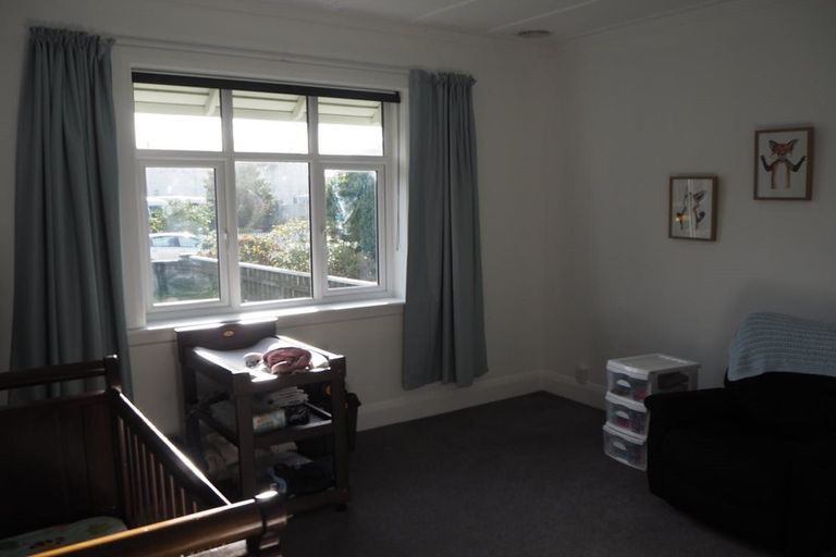 Photo of property in 2 Titoki Street, Alicetown, Lower Hutt, 5010