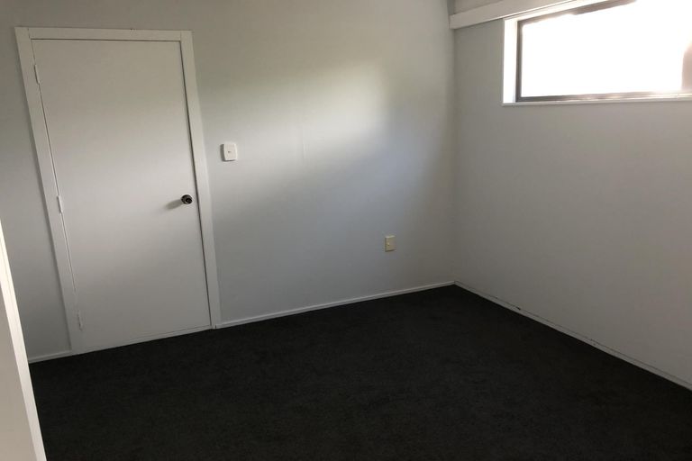 Photo of property in 30 Dorset Crescent, Hokowhitu, Palmerston North, 4410