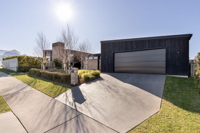 Photo of property in 22 Stingray Drive, Omokoroa, 3114