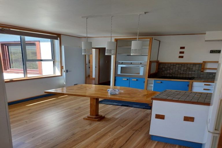 Photo of property in 26 Porterfield Street, Macandrew Bay, Dunedin, 9014