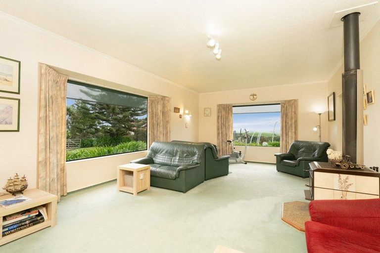 Photo of property in 124 Kukutauaki Road, Koputaroa, Levin, 5575