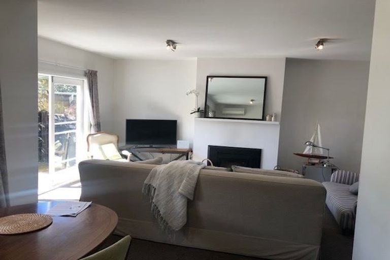 Photo of property in 79 Kahu Road, Fendalton, Christchurch, 8041