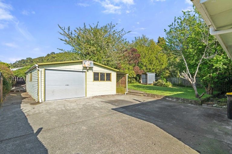Photo of property in 9 Churchill Crescent, Featherston, 5710