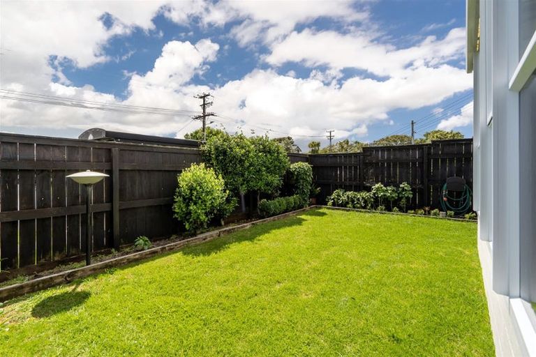 Photo of property in 1/4 Waterloo Road, Milford, Auckland, 0620