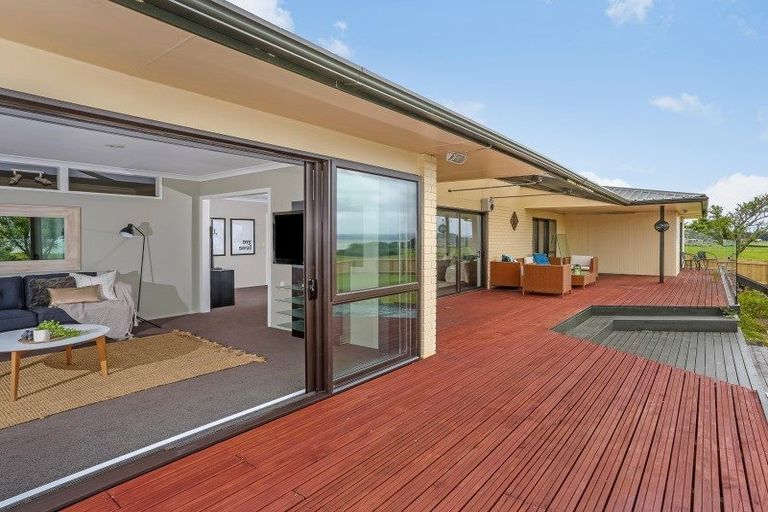 Photo of property in 271 Clarks Beach Road, Clarks Beach, Pukekohe, 2679