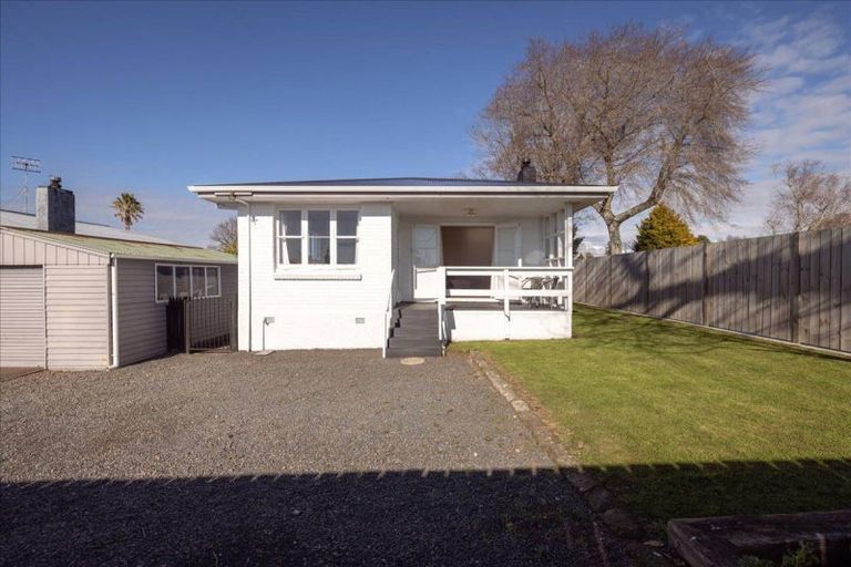 Photo of property in 9 Gordon Street, Te Puke, 3119