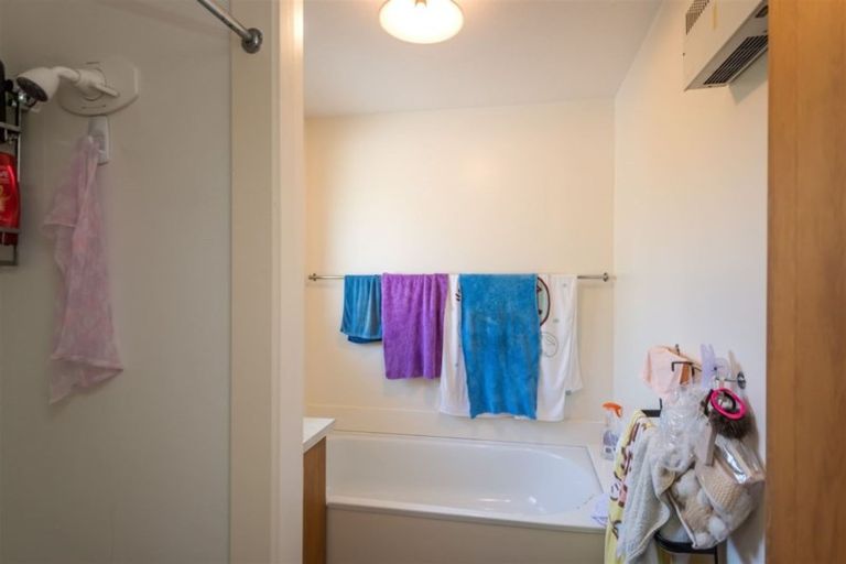 Photo of property in 67 Division Street, Riccarton, Christchurch, 8041