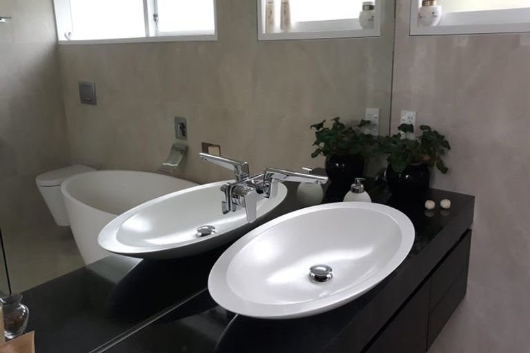 Photo of property in 12 Volkner Grove, Waterloo, Lower Hutt, 5011