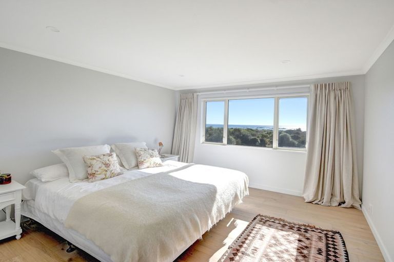 Photo of property in 17 Palmer Place, Taieri Beach, Taieri Mouth, 9091