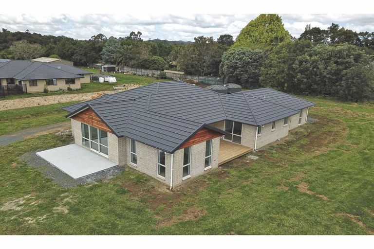 Photo of property in 4 Hoults Way, Kerikeri, 0230