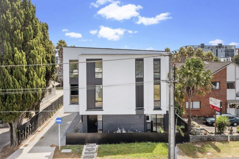 Photo of property in 1/45 Anzac Street, Takapuna, Auckland, 0622