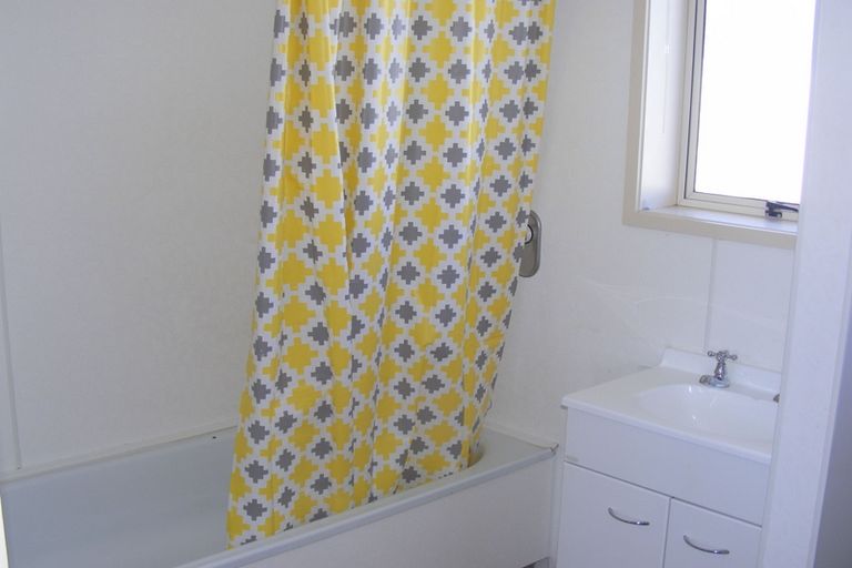 Photo of property in 63 Richmond Avenue, Richmond Heights, Taupo, 3330