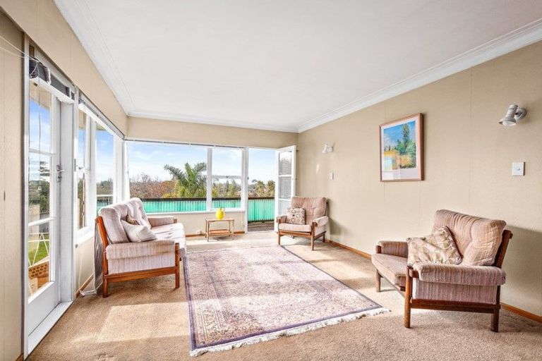 Photo of property in 9 Margaret Place, Milford, Auckland, 0620