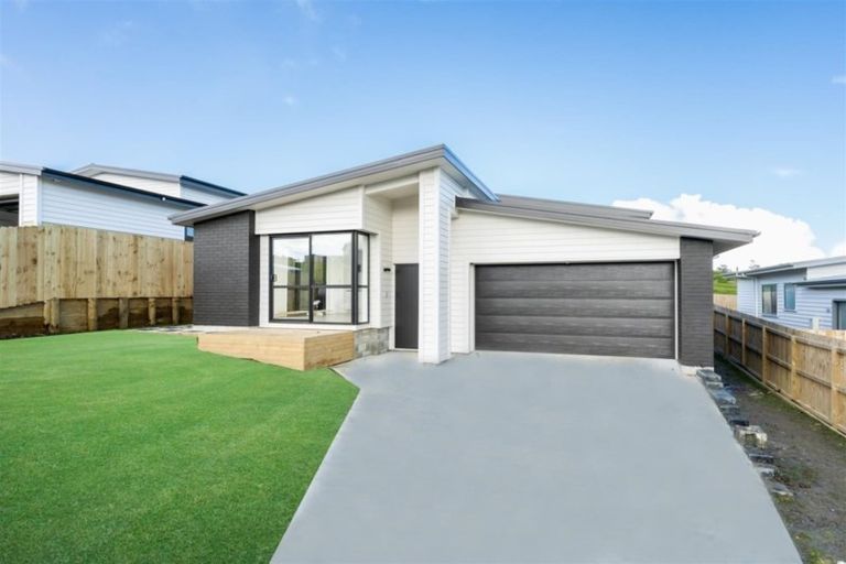 Photo of property in 122 Parkview Drive, Gulf Harbour, Whangaparaoa, 0930