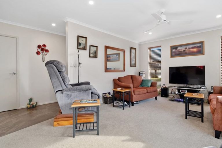 Photo of property in 70 Landing Drive, Pyes Pa, Tauranga, 3112