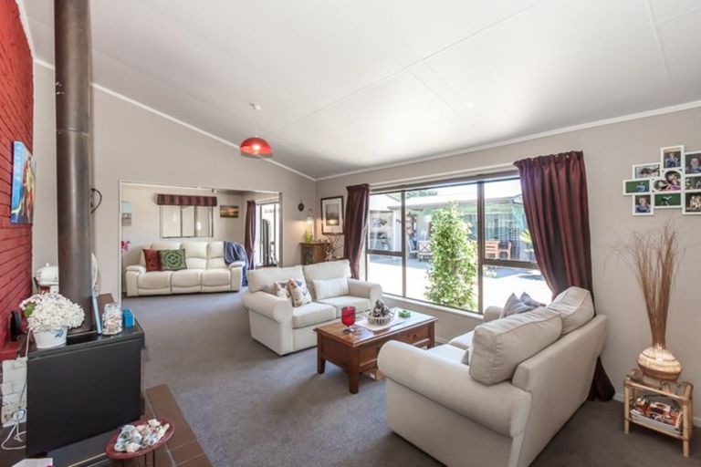 Photo of property in 60 Nash Parade, Foxton Beach, Foxton, 4815