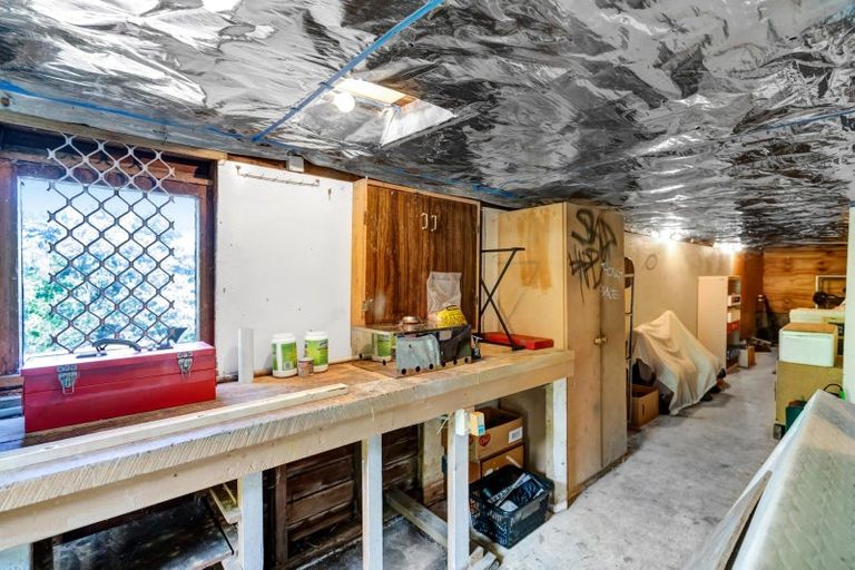 Photo of property in 21 Blackmore Street, Lynmouth, New Plymouth, 4310