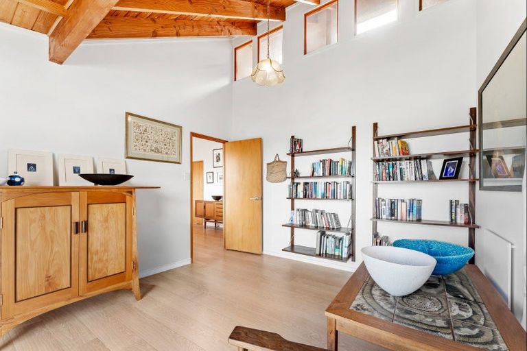 Photo of property in 29 Grand View Road, Leigh, 0985