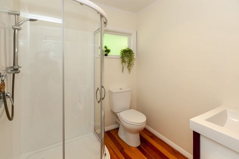 Photo of property in 9b The Esplanade, Raumati South, Paraparaumu, 5032