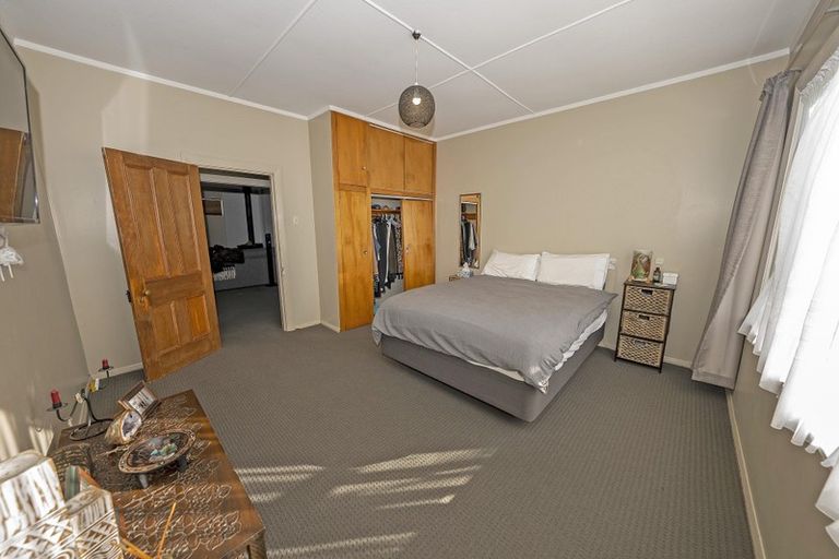 Photo of property in 133 Russell Street, Westport, 7825