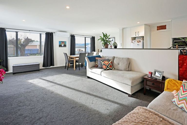 Photo of property in 10 Balmoral Street, Oamaru North, Oamaru, 9400