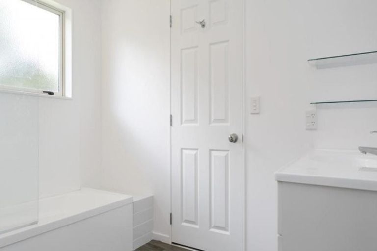 Photo of property in 2/31 Stanley Street, Wharewaka, Taupo, 3330