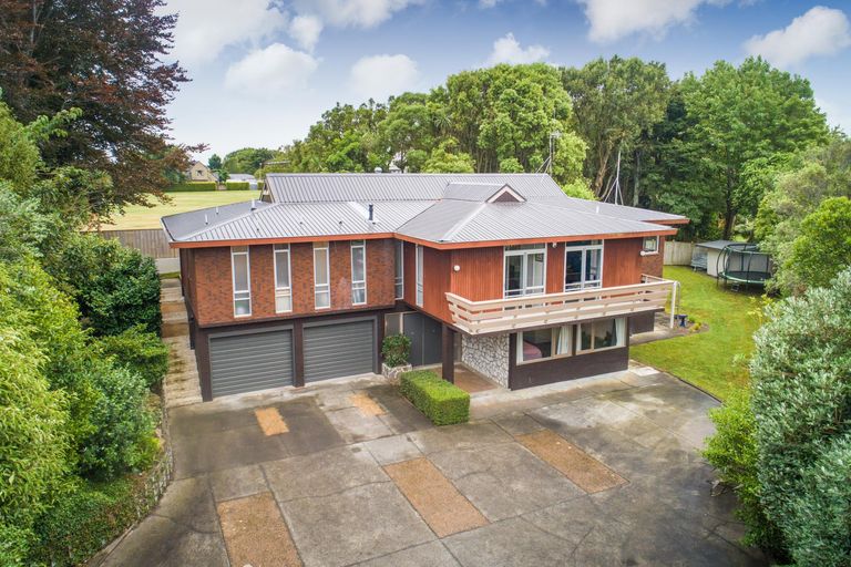 Photo of property in 14 Kensington Mews, Hokowhitu, Palmerston North, 4410