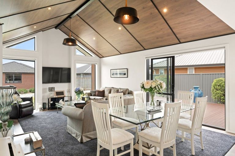 Photo of property in 15 Anderton Crescent, Mosgiel, 9024