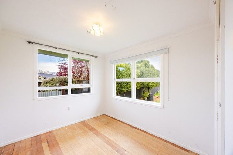 Photo of property in 1 Elliott Crescent, Havelock North, 4130