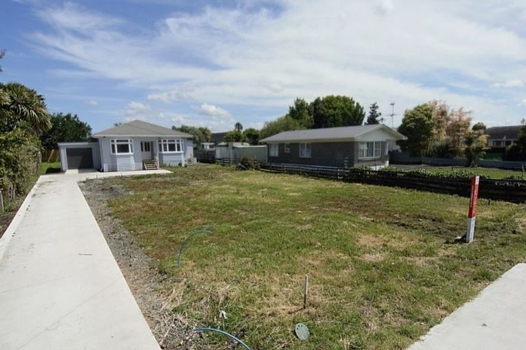 Photo of property in 18a Sandspit Road, Waiuku, 2123