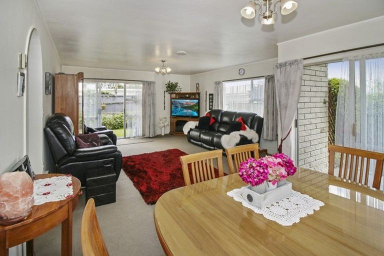 Photo of property in 131a Mangorei Road, Merrilands, New Plymouth, 4312