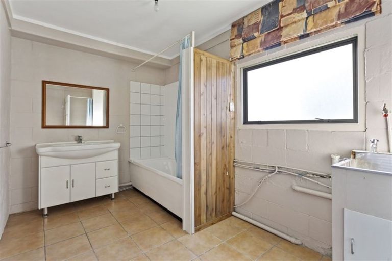 Photo of property in 42b Akaroa Street, Kaiapoi, 7630