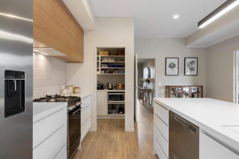 Photo of property in 6 Chadlington Way, Lower Shotover, Queenstown, 9304