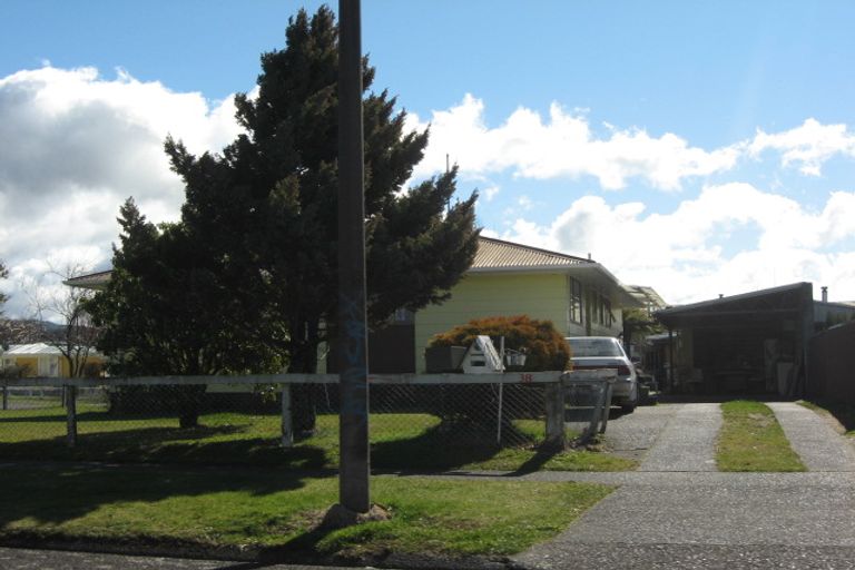 Photo of property in 38 Maria Place, Turangi, 3334