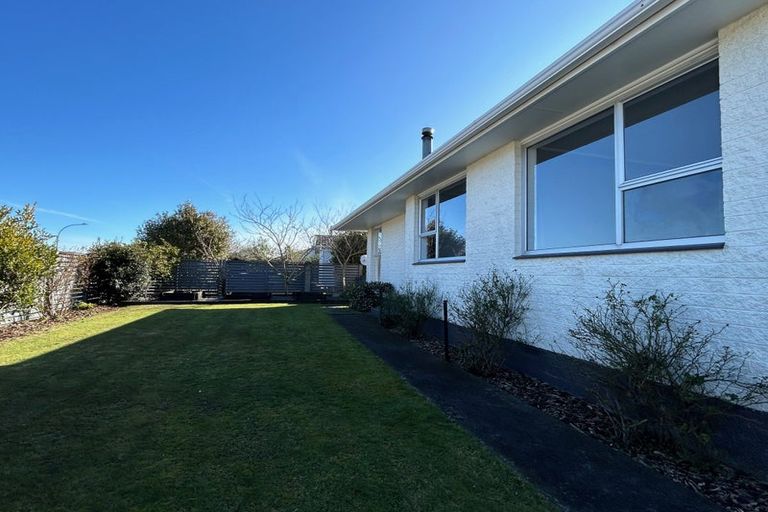 Photo of property in 2 Karaka Street, Inglewood, 4330