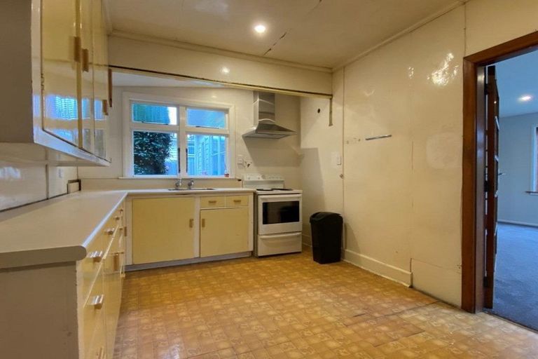 Photo of property in 16 Gibbon Street, Sydenham, Christchurch, 8023