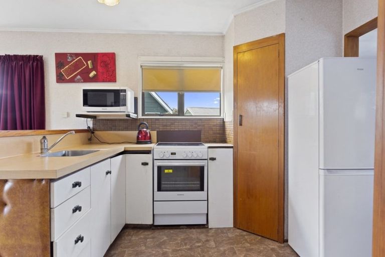 Photo of property in 38 Seadown Crescent, Amberley, 7410